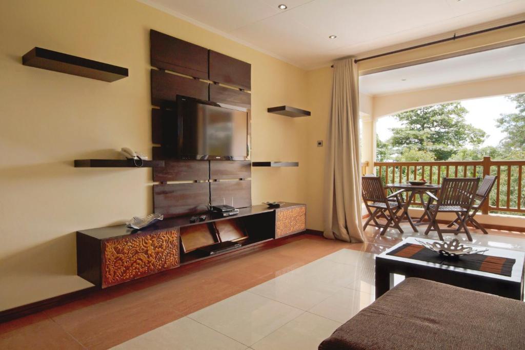 The Palm Seychelles Apartment Bel Ombre Екстериор снимка